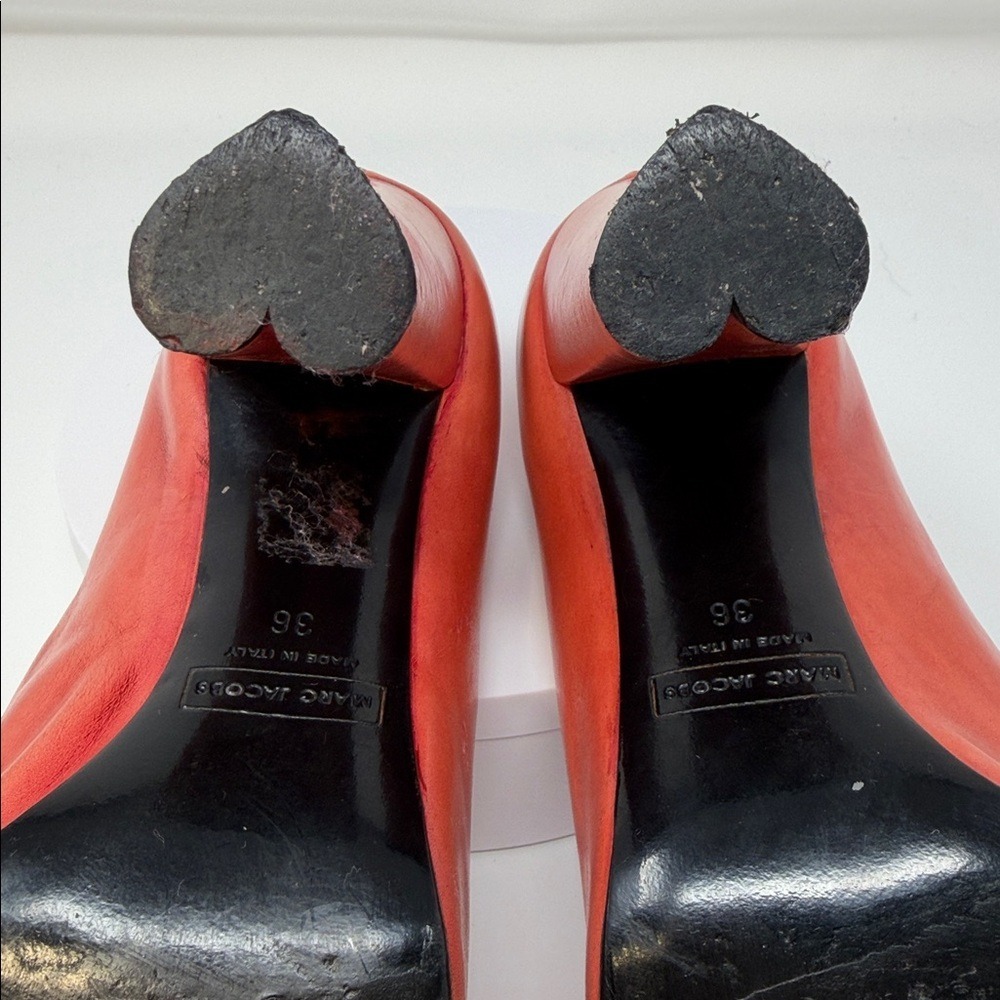 Marc Jacobs Peep Toe Heart Vintage 2008 Heels Red Leather Block Heel Size 6/36 - Picture 4 of 12